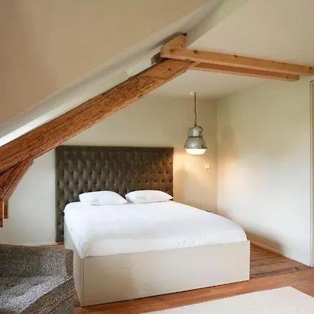 Graace House *
