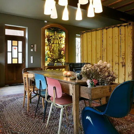 Graace House